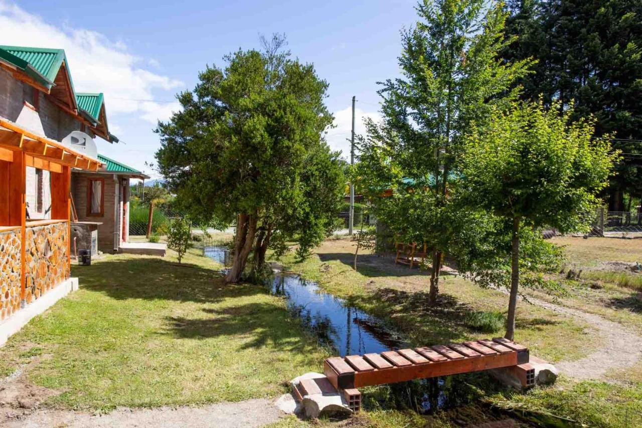 Huellas Hostel Lago Puelo Eksteriør billede